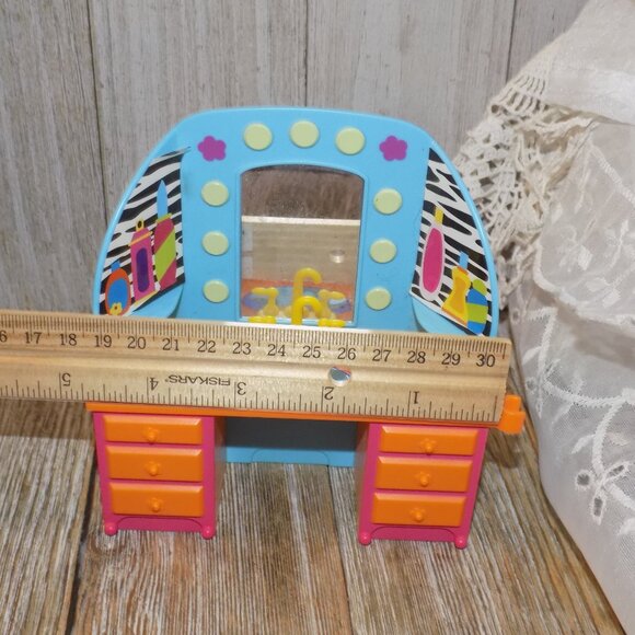 GROOVY GIRLS Small Toy Kitchen Playhouse Furniture * - Picture 6 of 8